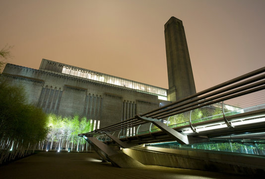 Tate Modern and Millennium Bridge