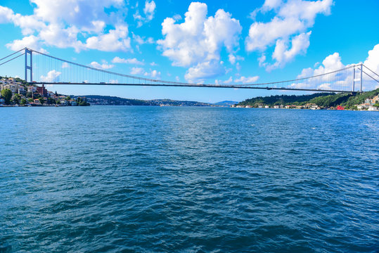 istanbul boğaziçi köprüsü ve deniz ulaşımı