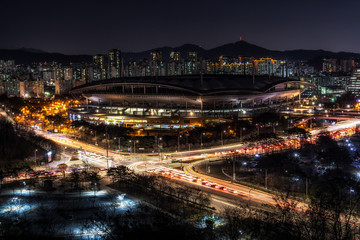 Fototapeta na wymiar world cup stadium in seoul taken at night