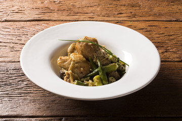 Frango com quiabo (Portuguese for 