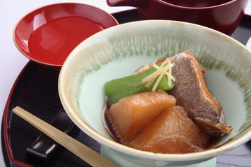 煮物　ぶり大根　日本酒