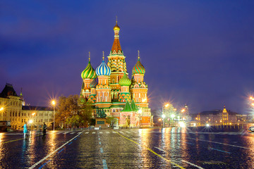 Fototapeta na wymiar Храм Василия Блаженного на Красной площади в Москве