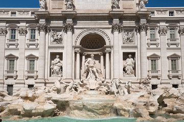 Fototapeta na wymiar Fontana di Trevi - Trevibrunnen | Rom