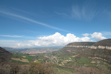 Fototapeta na wymiar Paysage de l'Aveyron en Occitanie dans le sud de la France