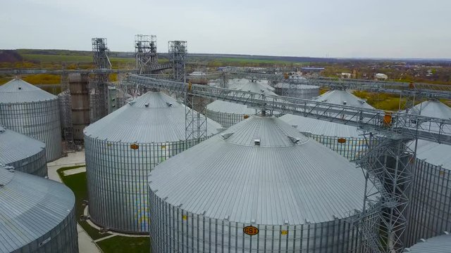Flight under granaries and elevators in spring