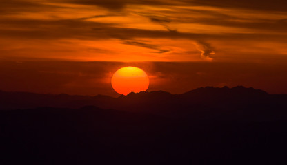 Fototapeta na wymiar Sunrise atop San Jacinto Mountain-7
