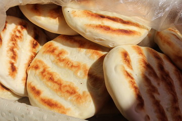 Traditional Tibetan Baked and Steamed Breads 