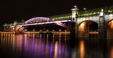 Fototapeta na wymiar Pushkin bridge across the Moscow river, Moscow, Russia