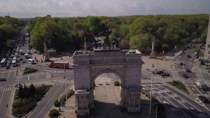 flying over the arch in Grand Army Plaza towards Prospect Park in Brooklyn