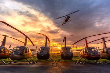 Foto auf Acrylglas Hubschrauber Tiefpass