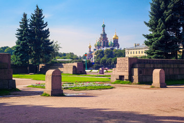 Field of Mars tombstone inscriptions on the plates (in Russian) is laudatory, solemn epitaph dedicated to victims of the 1917 revolution.