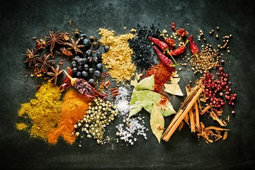 Fototapeten Food still life of aromatic and pungent spices © exclusive-design