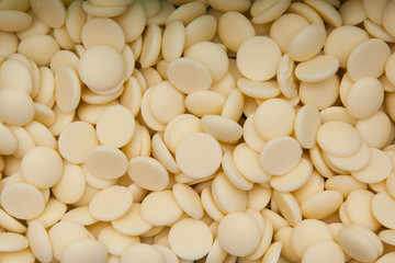 white chocolate chips 