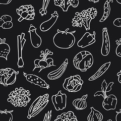Seamless pattern with hand drawn vegetables. Perfect organic food pattern in line style