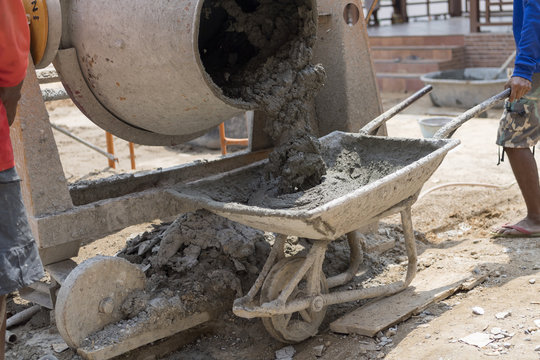 Cement mixer, construction machinery