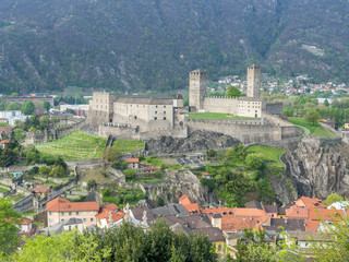Fototapeta na wymiar Castelgrande from other castle