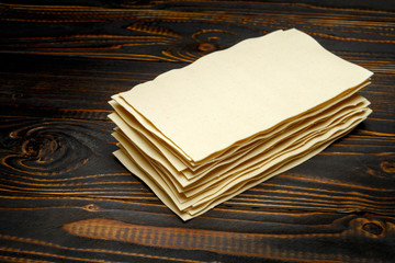 dried uncooked lasagna pasta sheets