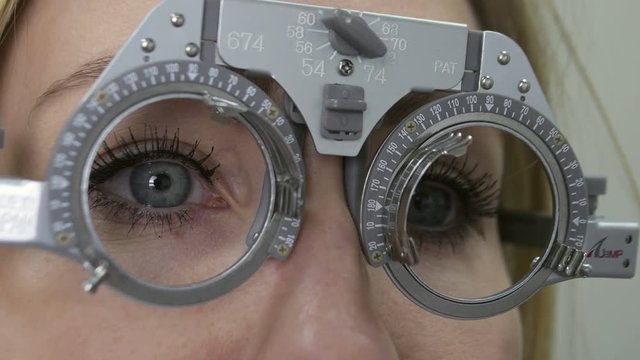 Examination of The View of a Woman, The Choice of Optics for Glasses.