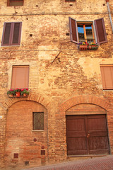 Fototapeta na wymiar San Gimignano - medieval town of Toscana, Italy 