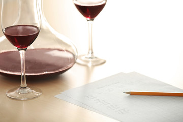 Estimating red wine in wineglass at tasting
