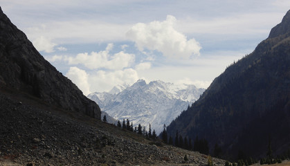 Glacier in mountain rang