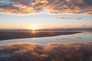 Fototapeta na wymiar australia beach sun rise