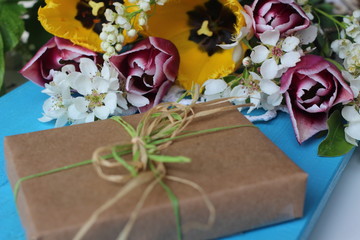 happy mother's day, mother's day, mom's day, celebration mother's day, celebration, happy day, flowers, present, presents, colors, great mother's day, mom's celebration, 