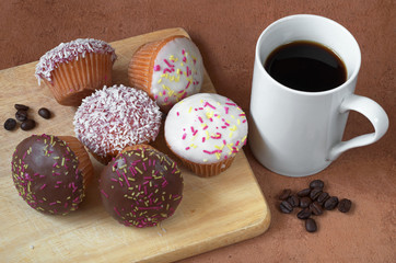 Cupcakes and coffee