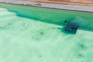 robot de nettoyage de piscine