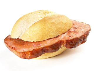 Fleischkäse gebraten im Brötchen - Gebratener Leberkäse