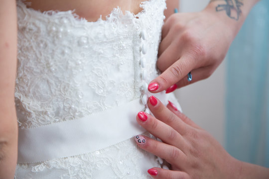 vestizione sposa 