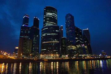 Fototapeta na wymiar Business centre Moscow-city light up at night. Night photography