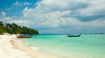 Fototapeta na wymiar Beautiful tropical beach and tropical sea in Thailand. Phi Phi.