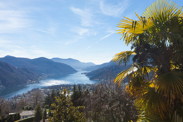 Fototapeta na wymiar Landscape of Lugano's Lake