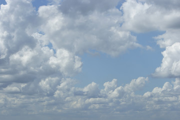 Obraz premium Clouds in blue sky