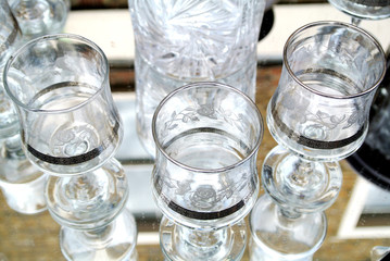 crystal glasses sale display