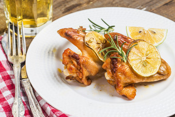 buffalo chicken wings with beer