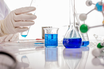 Equipment and experiments about science and chemistry. Being used in chemical experiments or manufacturing biological drugs .