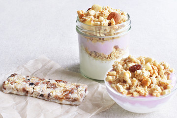 greek yogurt with fruit crunchy