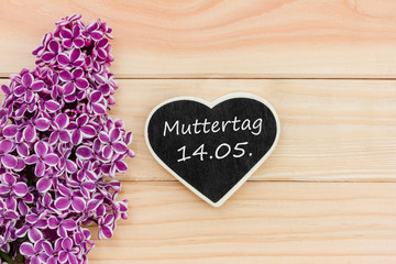 Muttertag ist am 14.05. (14. Mai)