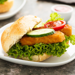 Fischfiletbrötchen - Fish filet burger