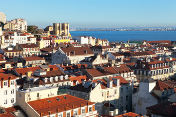 Fototapeta na wymiar View of the historic center of Lisbon, the cathedral of Santa Maria Maior de Lisboa (Sé de Lisboa) and the Tejo river