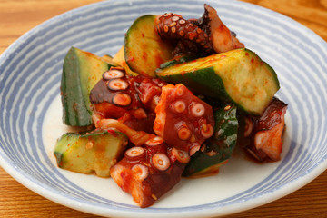 タコとキュウリのキムチ和え