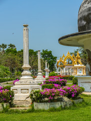 Obraz premium beautiful architect of pavilion in temple