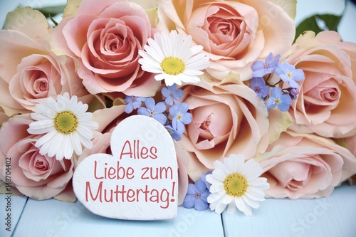 &amp;quot;Muttertag - Blumenstrauß mit Herz und Text - Muttertagsgrüße ...