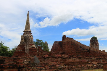 Fototapeta premium ancient place in ayutthaya historical park this place age up near 500 year ago