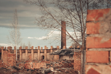 Ruins of a ruined old large factory.