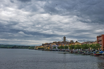 Lungo lago di Marta sul lago di Bolsena