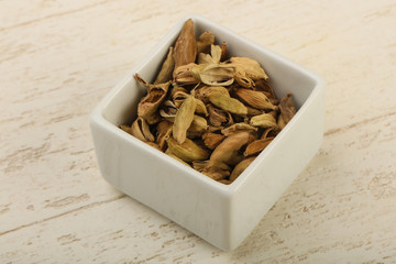 Dry cardamom seeds