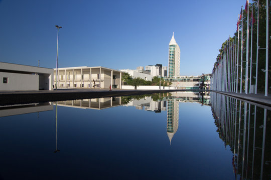Reflexo moderno, Parque das Na&ccedil;&otilde;es